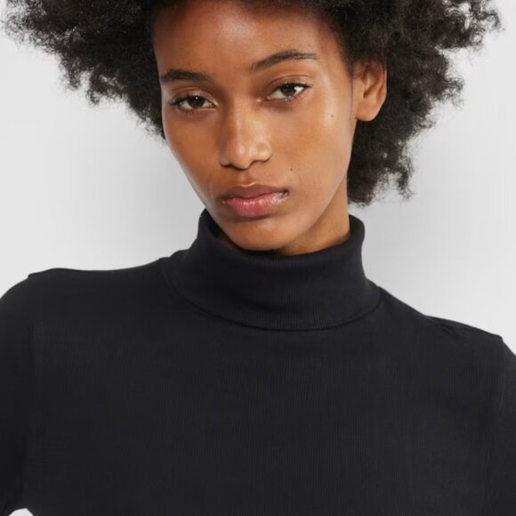 NWT TNA Black turtle neck sweater - Picture 4 of 5